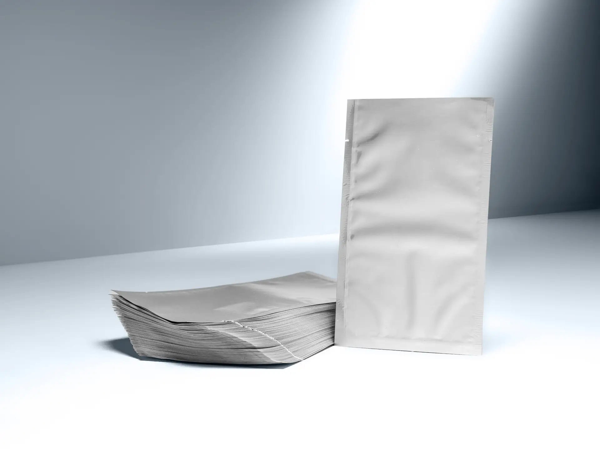 Flat bags and pouches